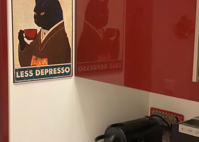 Feel At - Self Check In * וינה